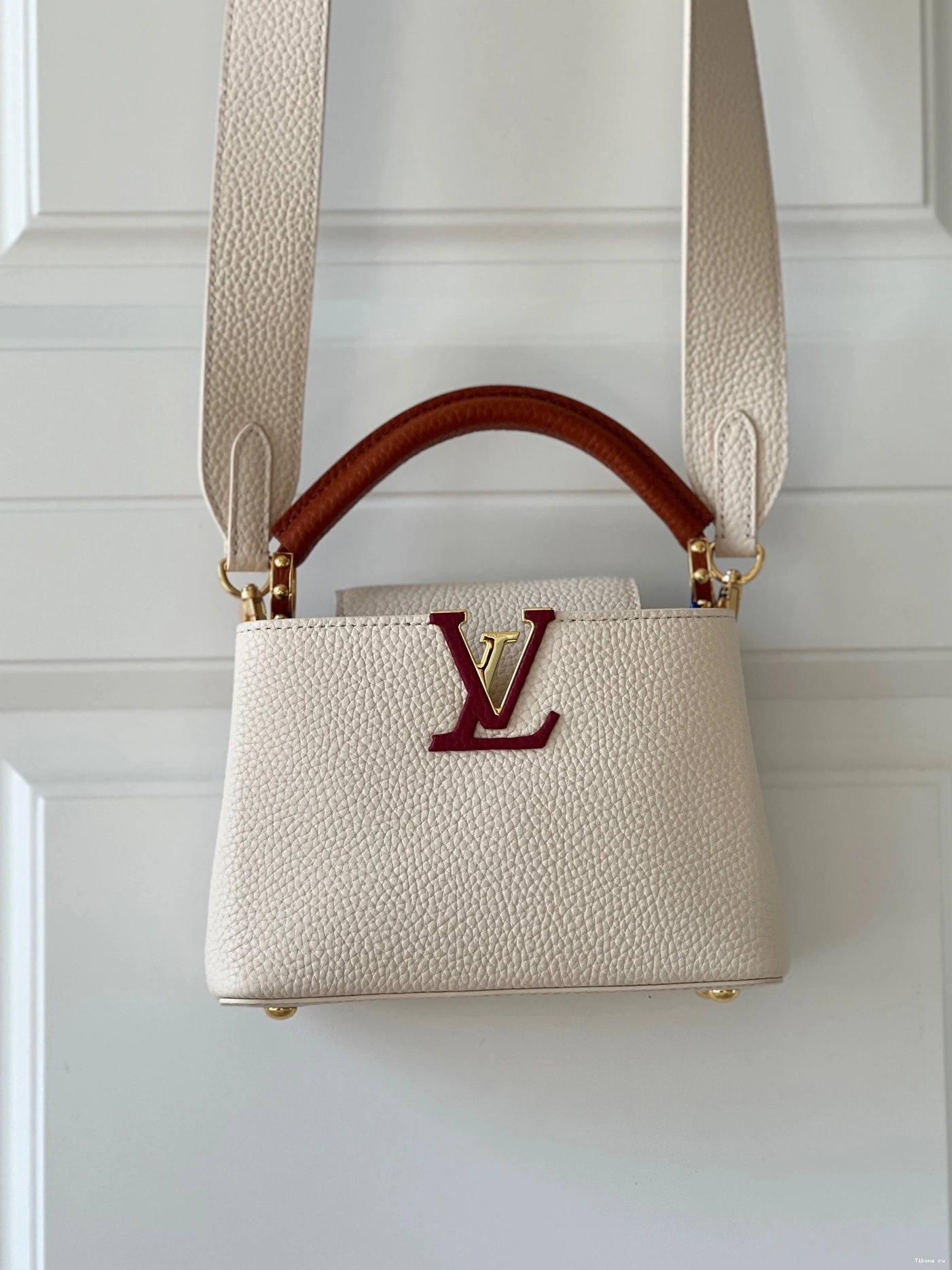 Affordable VUITTON MINI CAPUCINES LOUIS 0724